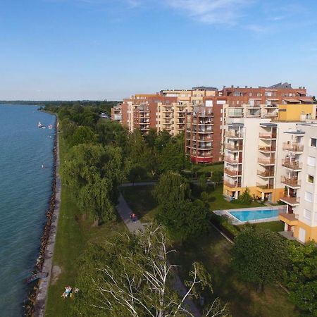 Viktoria Beach Apartman Gold 2. Siofok Ngoại thất bức ảnh