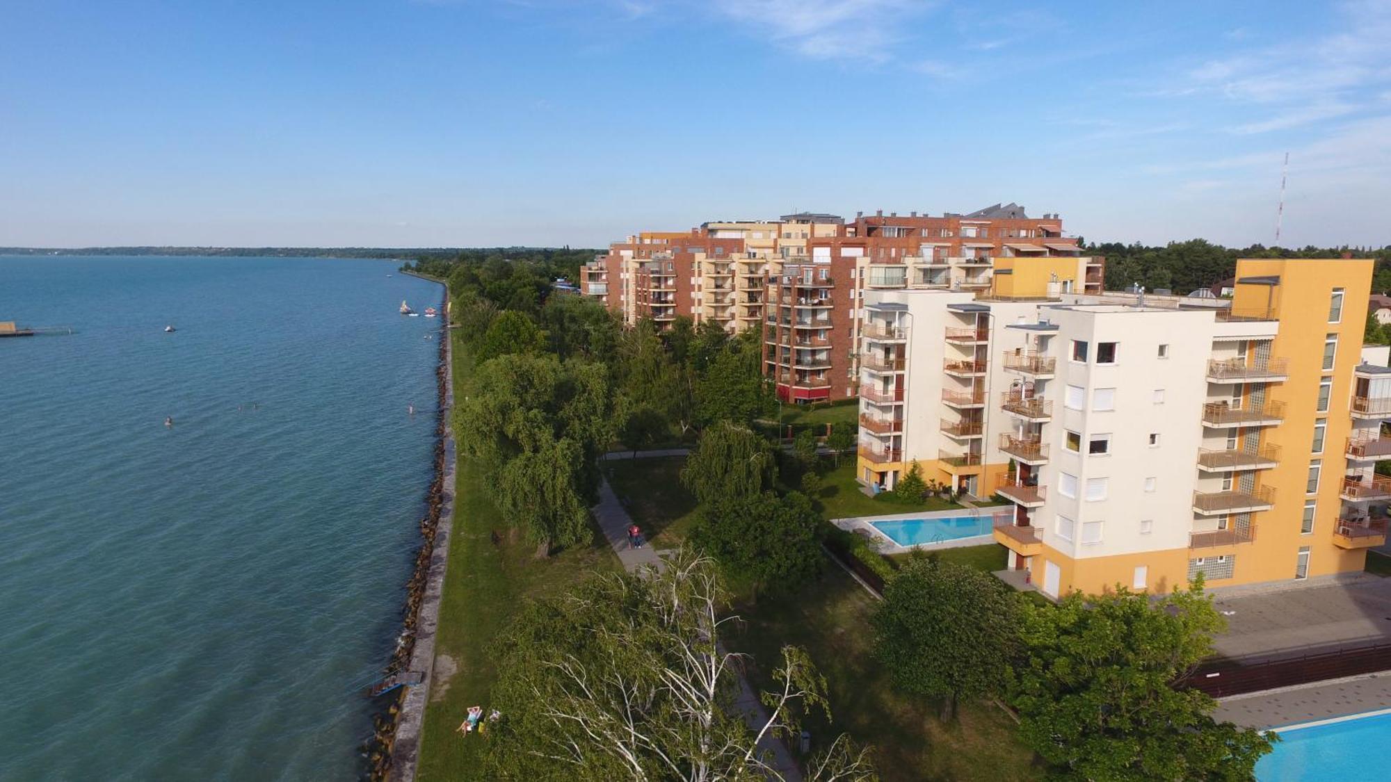 Viktoria Beach Apartman Gold 2. Siofok Ngoại thất bức ảnh